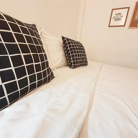 Green Sleep Hostel-2