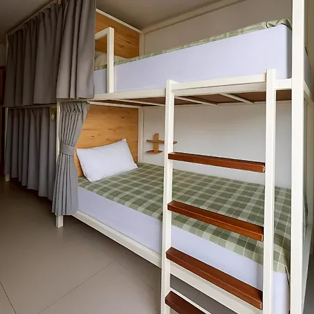 Green Sleep Hostel-2